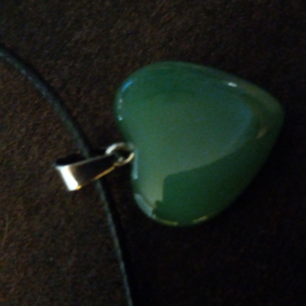 Heart ♥ shaped pendant necklace